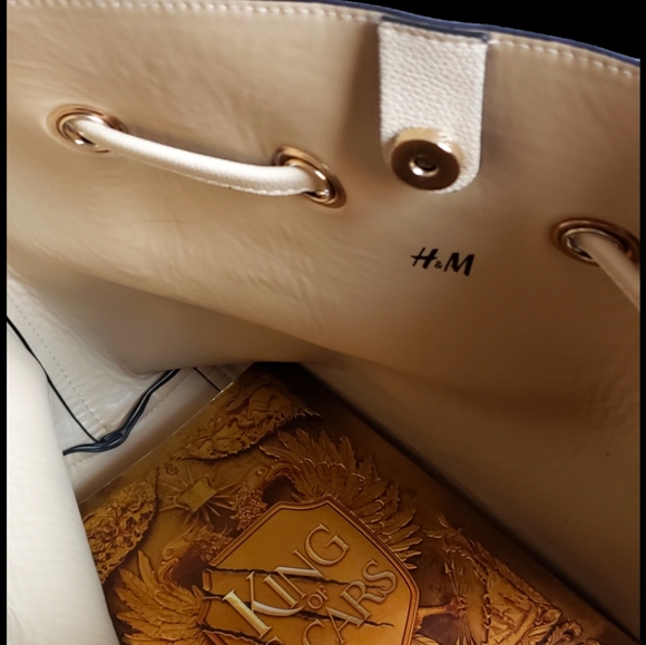 Cream leather Handbags - Picture 6 of 7